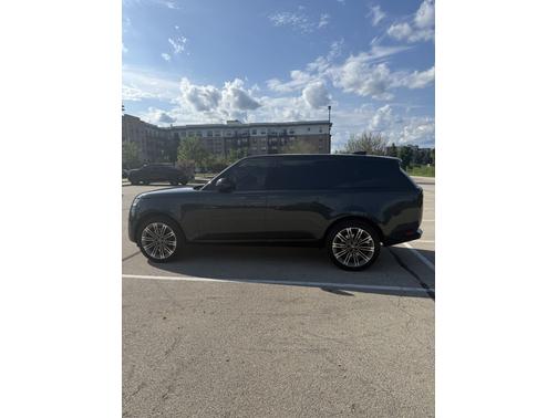 2025 Land Rover Range Rover P530 SE LWB 7 Seat