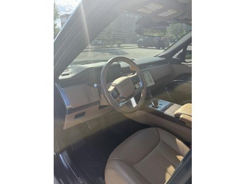 2025 Land Rover Range Rover P530 SE LWB 7 Seat