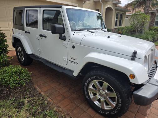 White 2017 Jeep Wrangler Unlimited Sahara