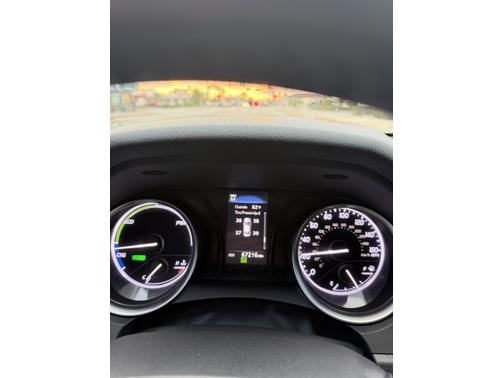 2018 Toyota Camry Hybrid LE