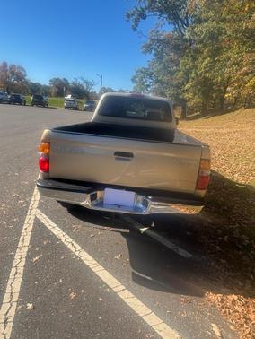 Gold 2001 Toyota Tacoma Xtracab