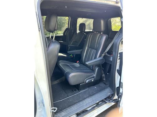 2012 Dodge Grand Caravan R/T