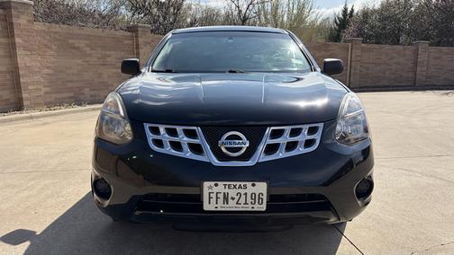 Black 2014 Nissan Rogue Select S