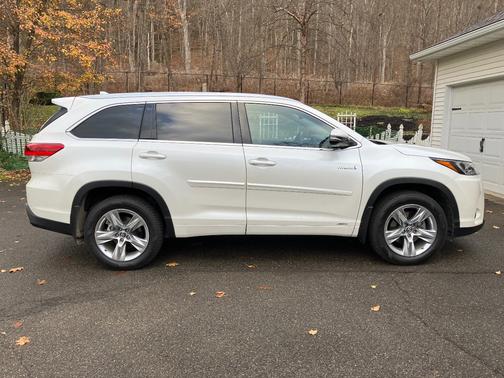 2019 Toyota Highlander Hybrid Limited