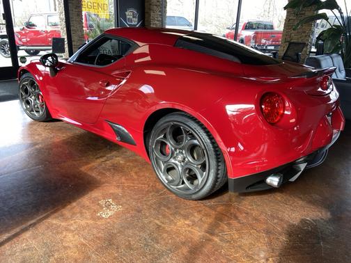 2015 Alfa Romeo 4C Launch Edition