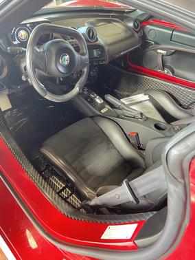 2015 Alfa Romeo 4C Launch Edition