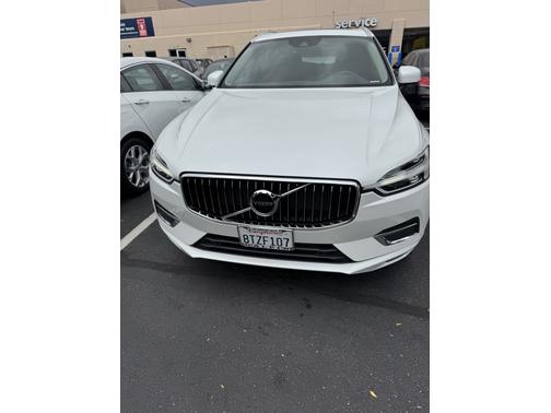 2021 Volvo XC60 Recharge Plug-In Hybrid T8 Inscription Expression