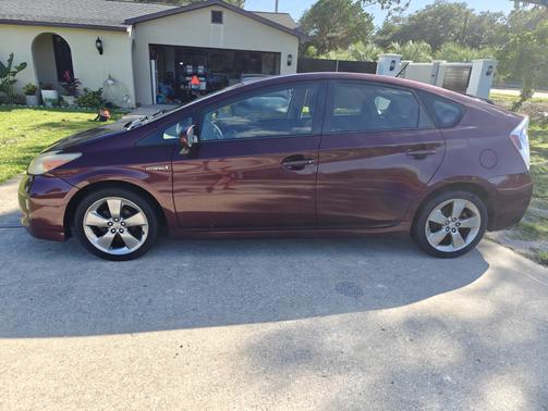 2013 Toyota Prius One