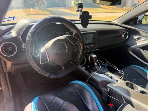 Black 2020 Chevrolet Camaro 1LT
