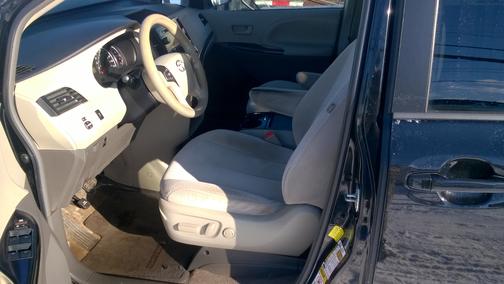 2011 Toyota Sienna LE