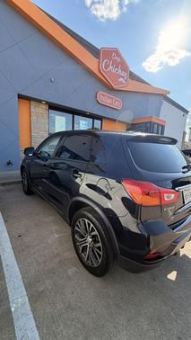 Black 2018 Mitsubishi Outlander Sport 2.4 SE