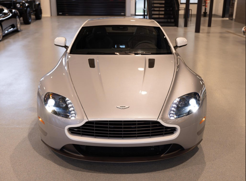 2015 Aston Martin Vantage GT Base