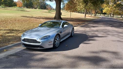 2015 Aston Martin Vantage GT Base