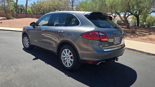 Silver 2013 Porsche Cayenne Cayenne