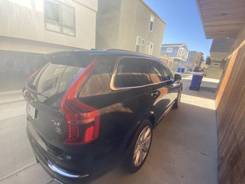 Photo 5 of 21 of 2017 Volvo XC90 T6 Inscription