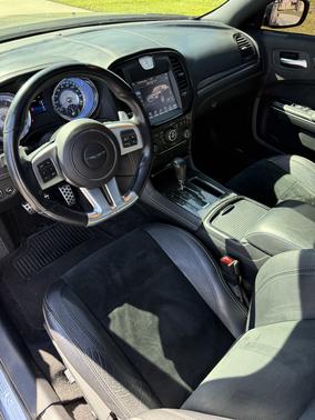 2013 Chrysler 300 SRT8