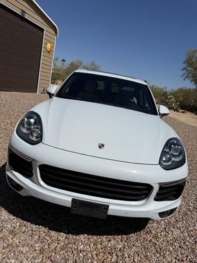 2016 Porsche Cayenne Cayenne