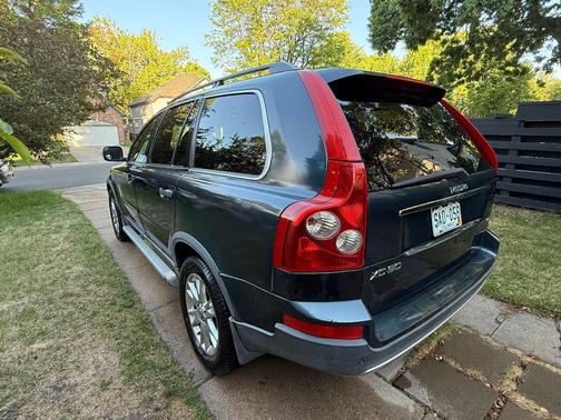 Blue 2007 Volvo XC90 3.2
