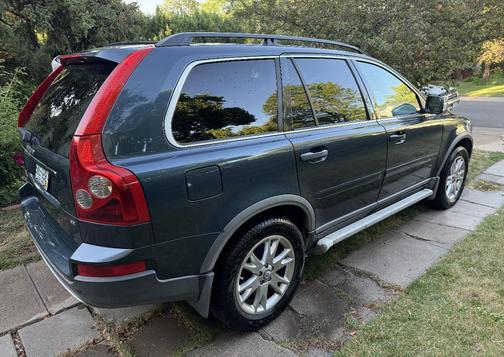 Blue 2007 Volvo XC90 3.2