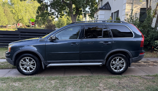 Blue 2007 Volvo XC90 3.2