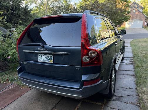 Blue 2007 Volvo XC90 3.2