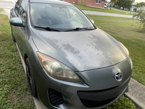 2013 Mazda Mazda3 i Sport