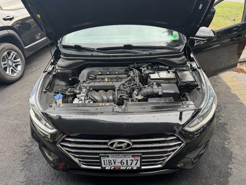 2022 Hyundai Accent SE