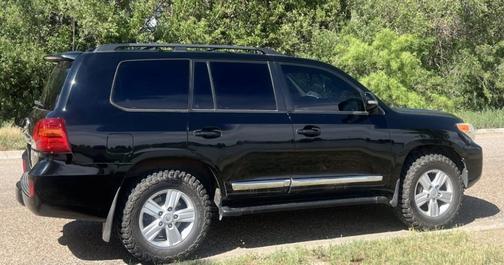 2013 Toyota Land Cruiser Base