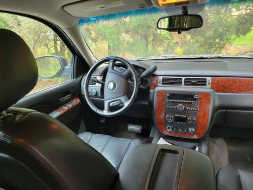2010 Chevrolet Suburban 1500 LT