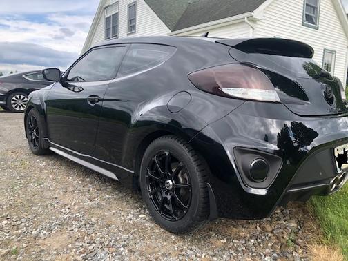 Black 2014 Hyundai Veloster Turbo