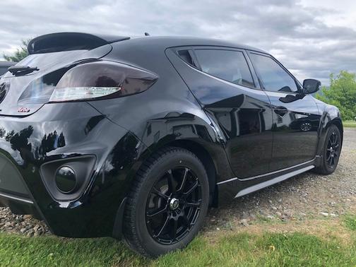Black 2014 Hyundai Veloster Turbo