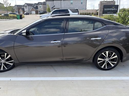 Brown 2016 Nissan Maxima 3.5 SL