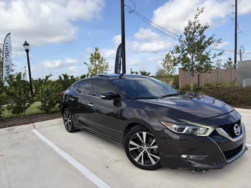 Brown 2016 Nissan Maxima 3.5 SL