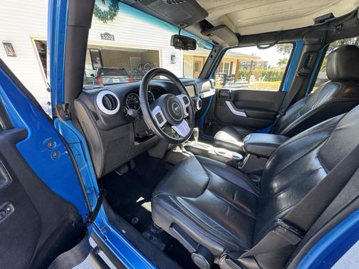 2015 Jeep Wrangler Unlimited Altitude