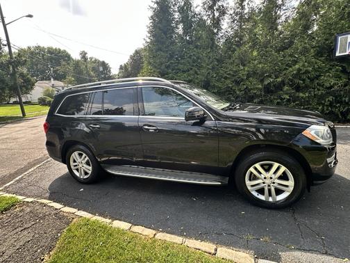 Black 2014 Mercedes-Benz GL-Class GL 450 4MATIC