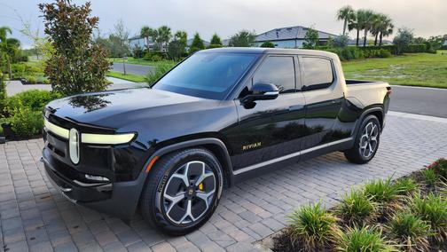 2022 Rivian R1T Adventure Package