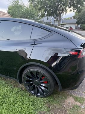 2023 Tesla Model Y Performance