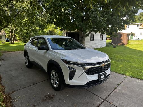 2024 Chevrolet Trax LS