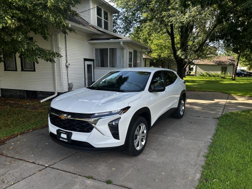 2024 Chevrolet Trax LS