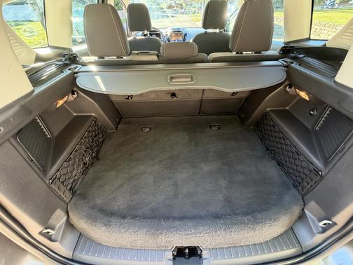 Gray 2013 Ford C-Max Hybrid SE