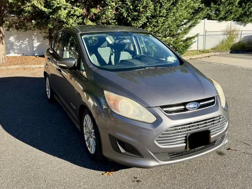 Gray 2013 Ford C-Max Hybrid SE