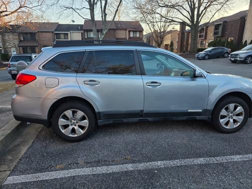 2012 Subaru Outback 2.5i Limited