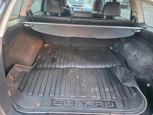 2012 Subaru Outback 2.5i Limited