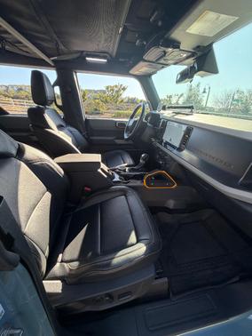 Blue 2022 Ford Bronco Badlands Advanced