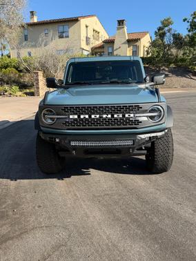 Blue 2022 Ford Bronco Badlands Advanced