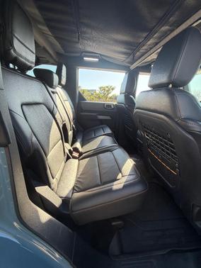 Blue 2022 Ford Bronco Badlands Advanced