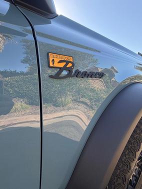 Blue 2022 Ford Bronco Badlands Advanced