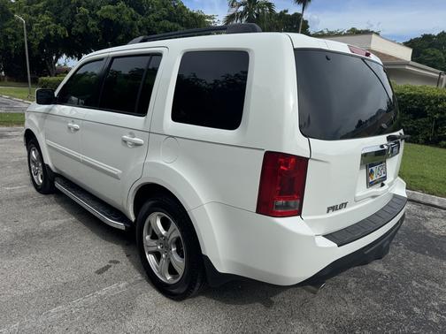 White 2013 Honda Pilot EX-L