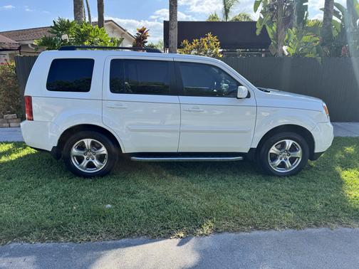 White 2013 Honda Pilot EX-L