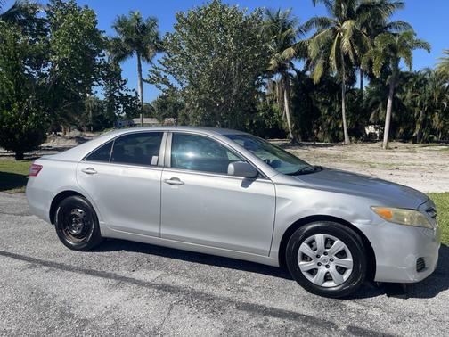 2011 Toyota Camry SE